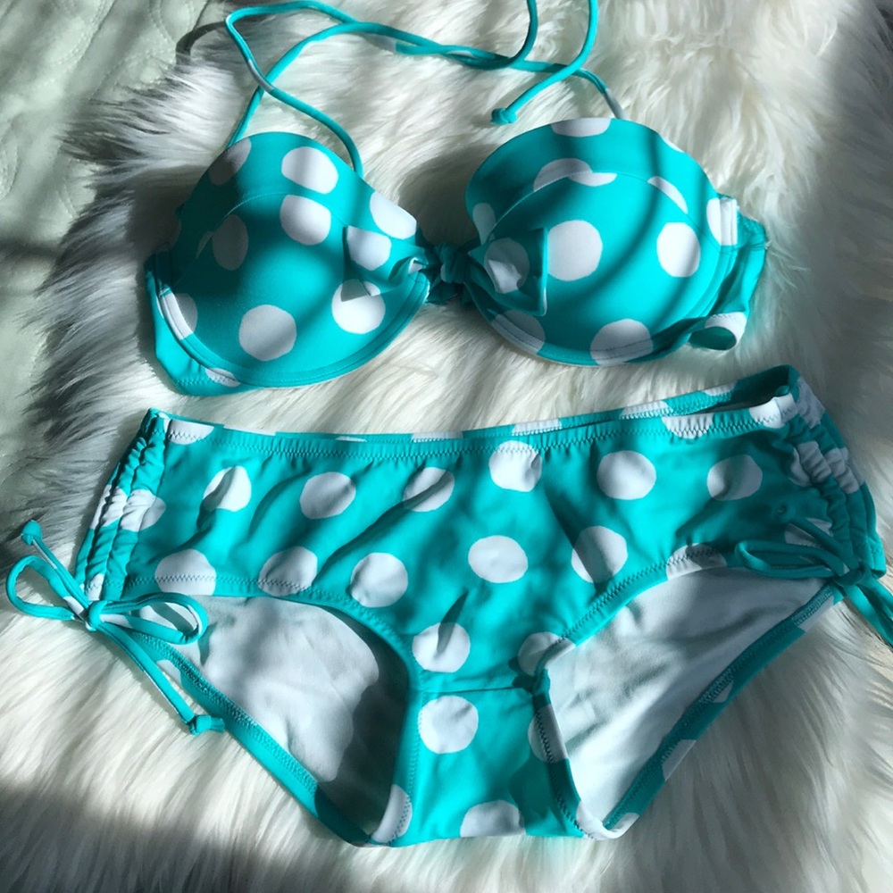 NWOT Victoria’s Secret 2/pc Swimsuit.
